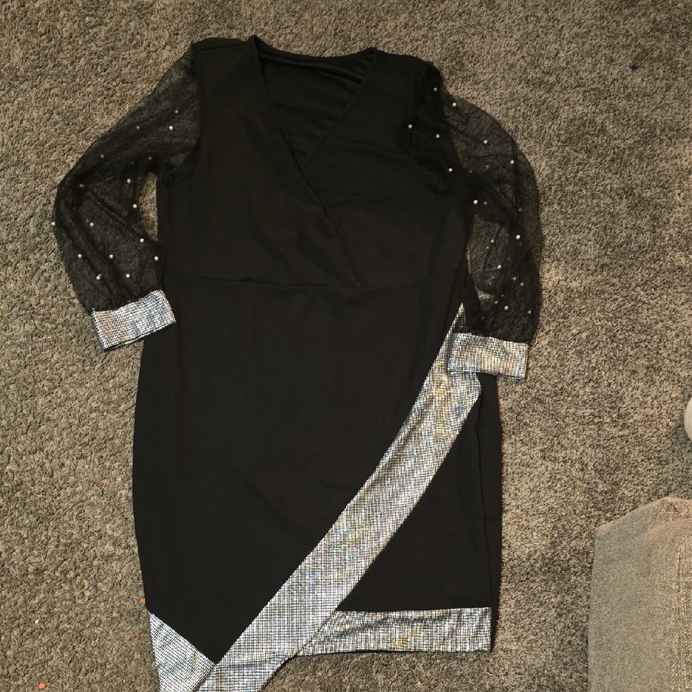 SHEIN Black Dress with Sheer Sleeves and Patterned Trim